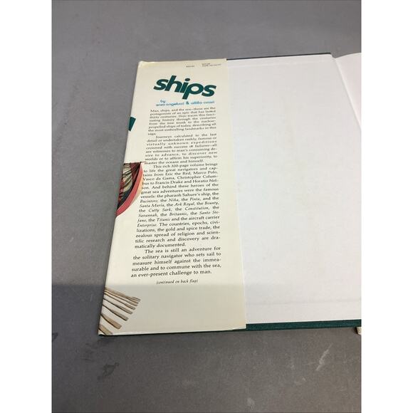 Ships by Enzo Angelucci and Attilio. Hardcover W/ Dust Jacket - 1977 - Picture 2 of 16